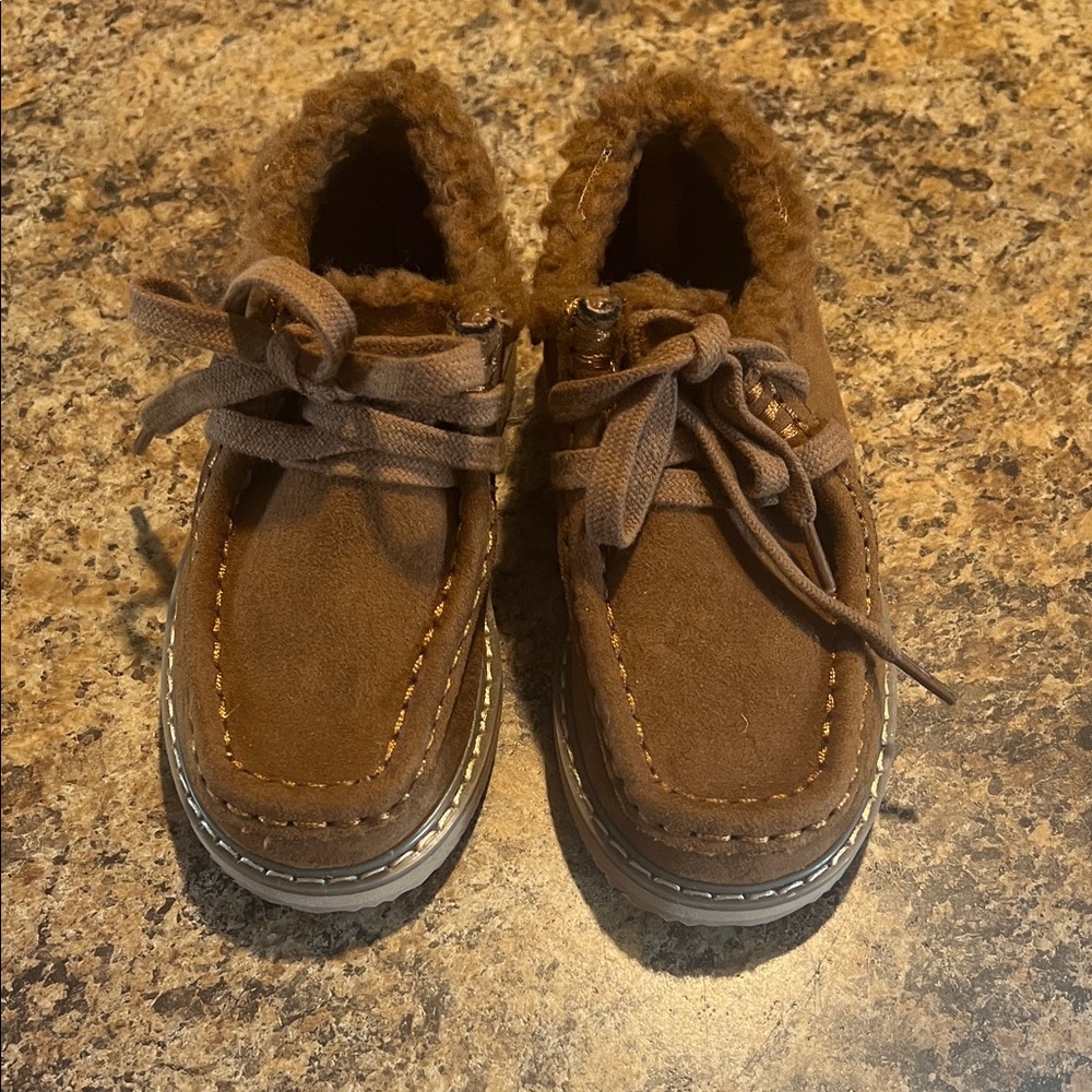 Gap Size 8 toddler Brown Boots.